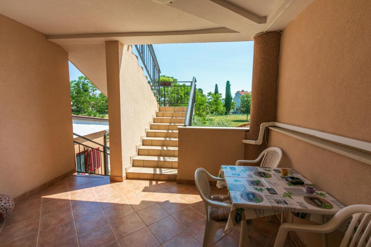 Apartments Armando Фажана Екстер'єр фото