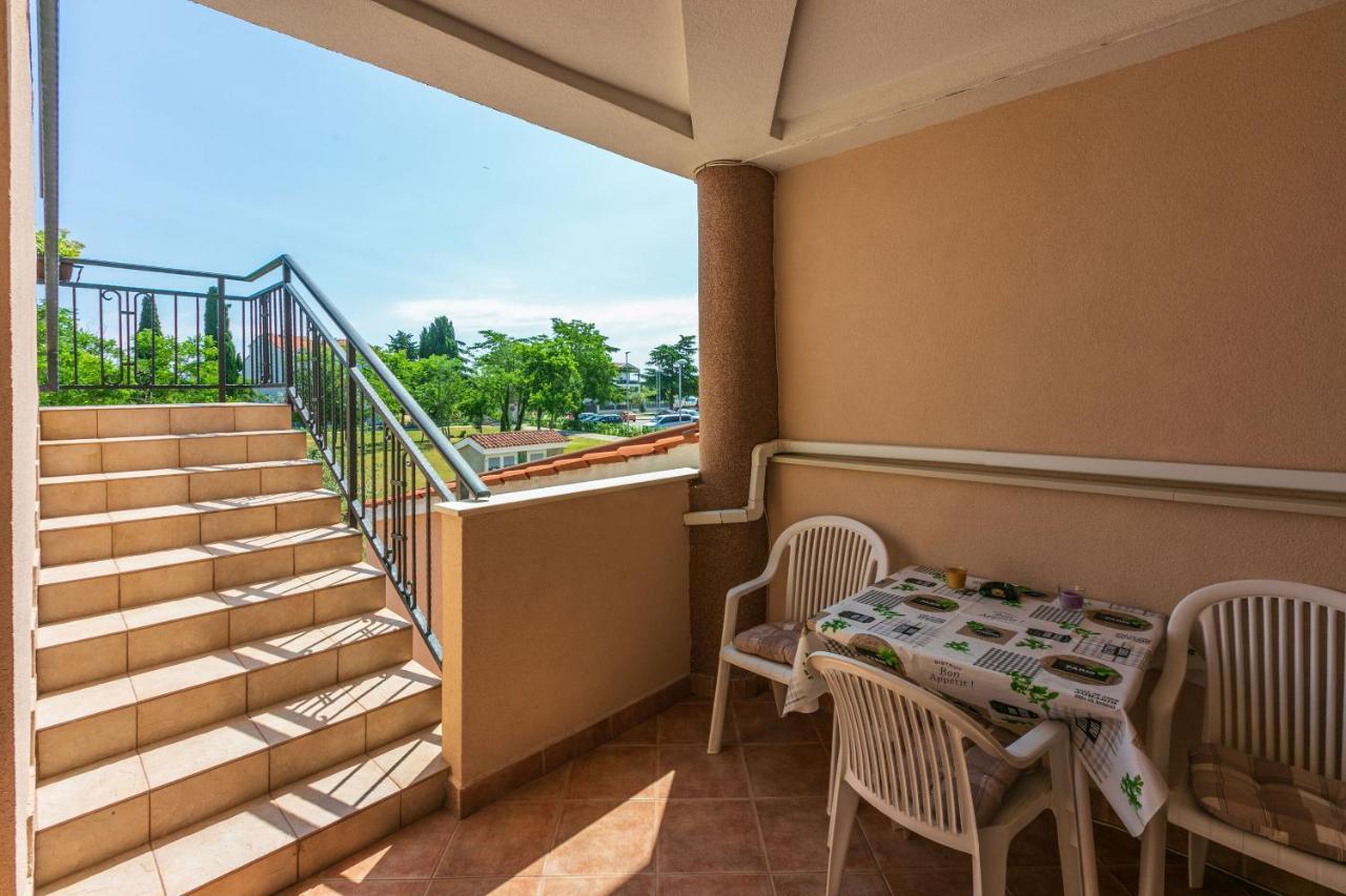 Apartments Armando Фажана Екстер'єр фото