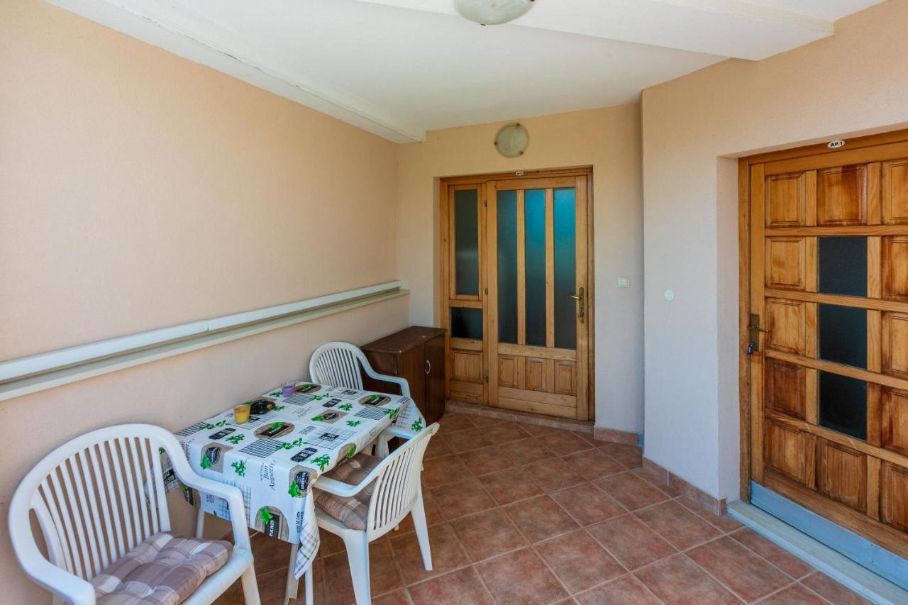 Apartments Armando Фажана Екстер'єр фото