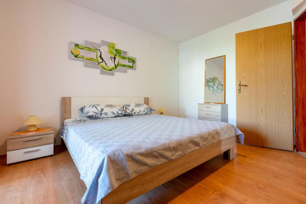 Apartments Armando Фажана Екстер'єр фото