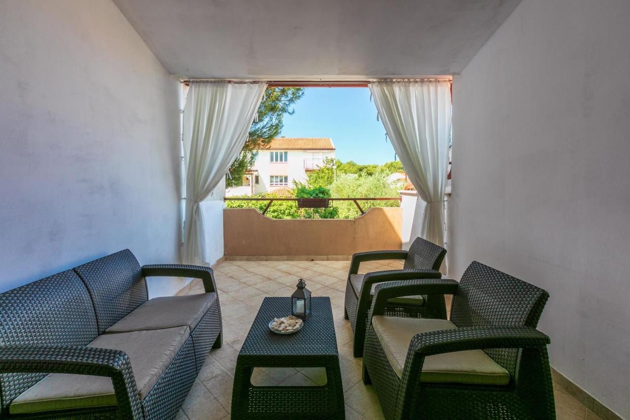 Apartments Armando Фажана Екстер'єр фото