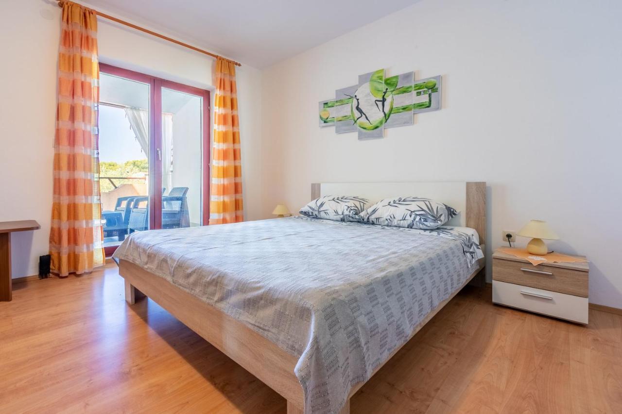 Apartments Armando Фажана Екстер'єр фото