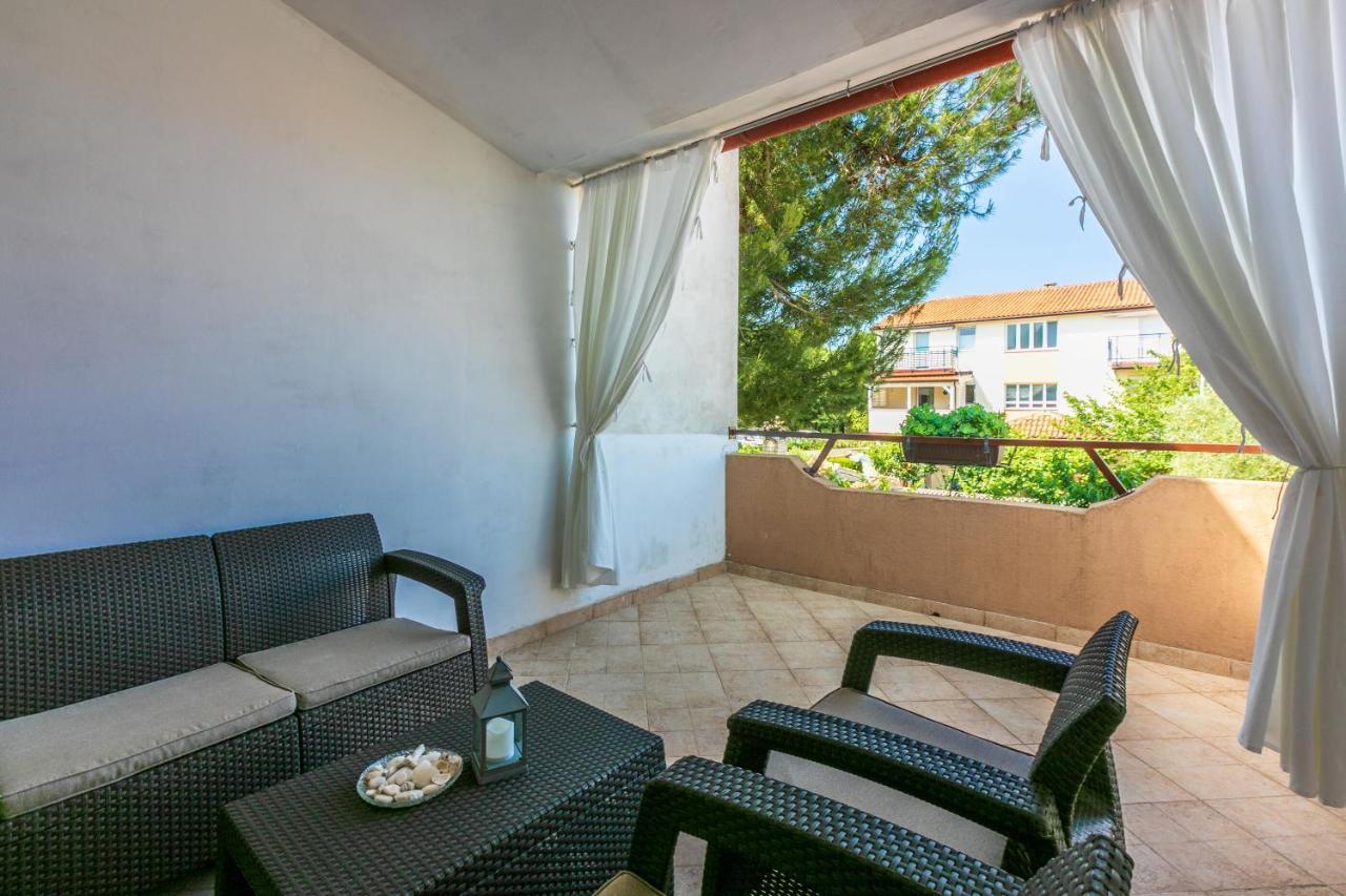 Apartments Armando Фажана Екстер'єр фото